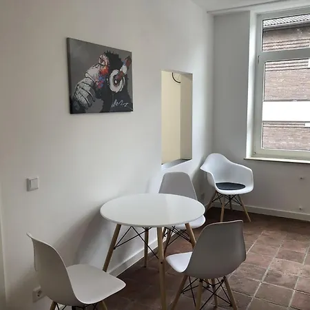 3,5-zimmer Mit Balkon Und Zwei Stellplatze
